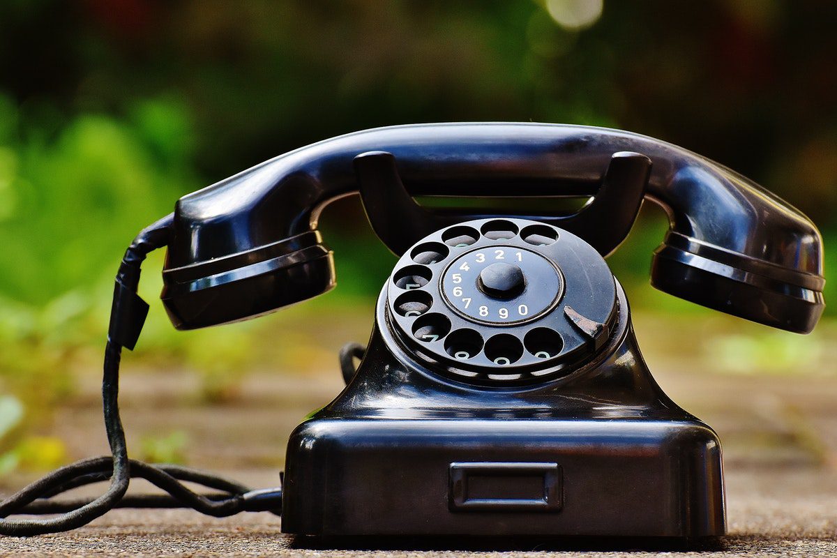 telefon, kontakty z aresztowanym